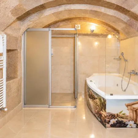 Volca Inn Cappadocia (Adults Only) Мини-отель Учисар